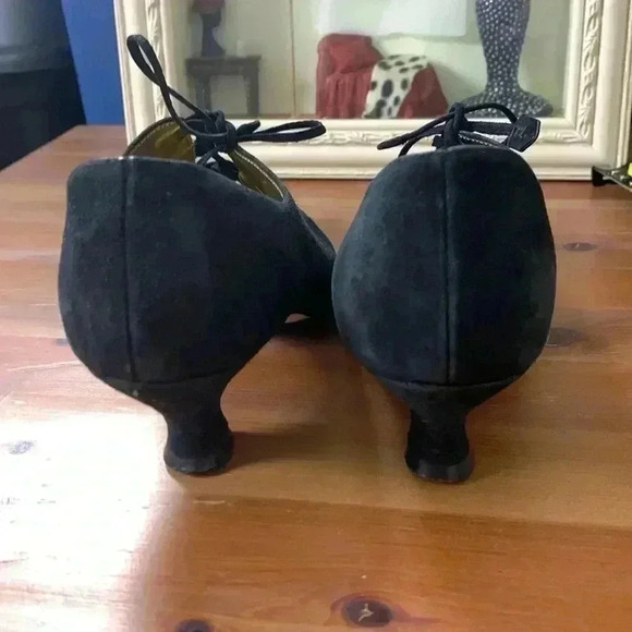 Enzo Angiolini 100% leather suede black tie up shoes with kitten heel,size 6 1/2 - Picture 7 of 8